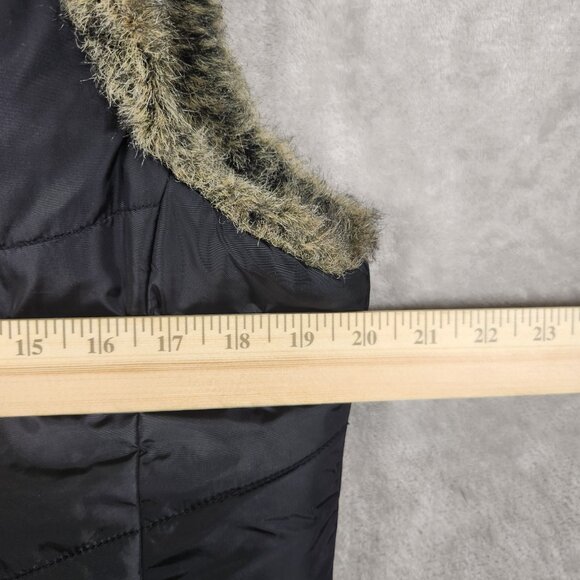 Faux Fur Reversible Vest Women's size M - Picture 6 of 7